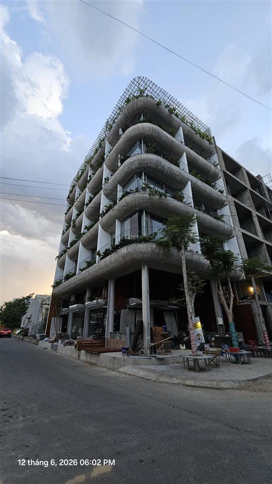 Lô góc sơn trà 298.8m2 mt 14,5m  20m đường 7,5m vỉa hè 4m, giá chỉ 160 tr/m2