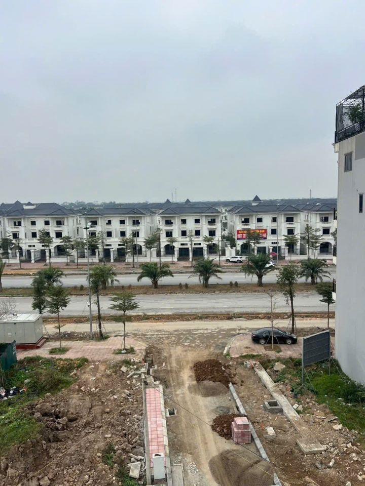Lô 62.5m mặt tiền 4,9m cách vài bước chân ra vành đai 3.5 gá đầu tư