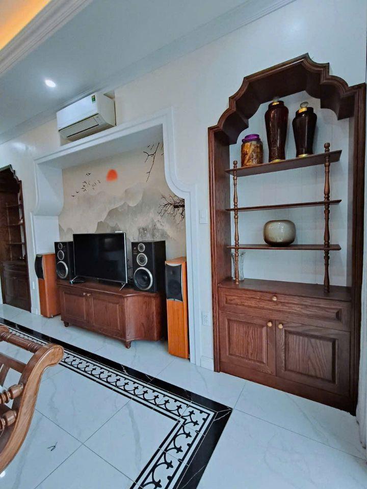 Bán nhà 69m2 5 tầng có thang máy, có đồ, dân xây ở tâm huyết nhưng do chuyển công tác nên bán