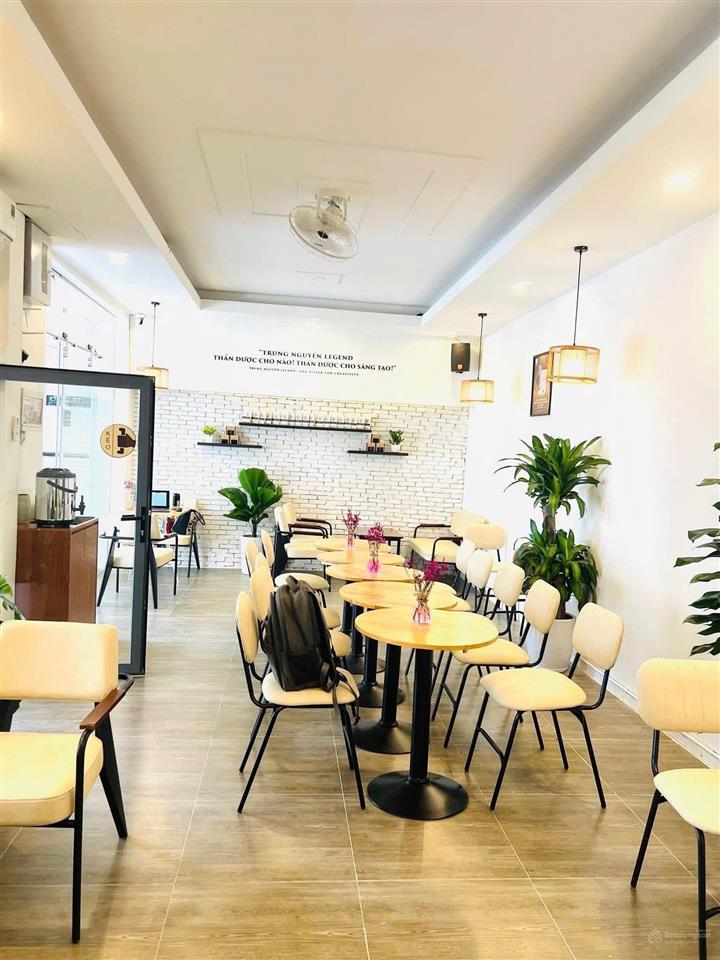 Sang nhanh quán cafe gần trường cao đẳng kinh tế đối ngoại, chợ phước bình q9 tp. thủ đức 10tr/th