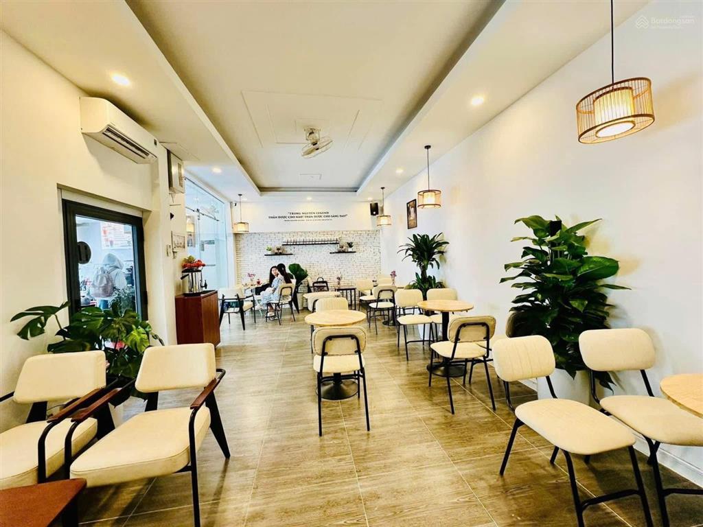 Sang nhanh quán cafe gần trường cao đẳng kinh tế đối ngoại, chợ phước bình q9 tp. thủ đức 10tr/th
