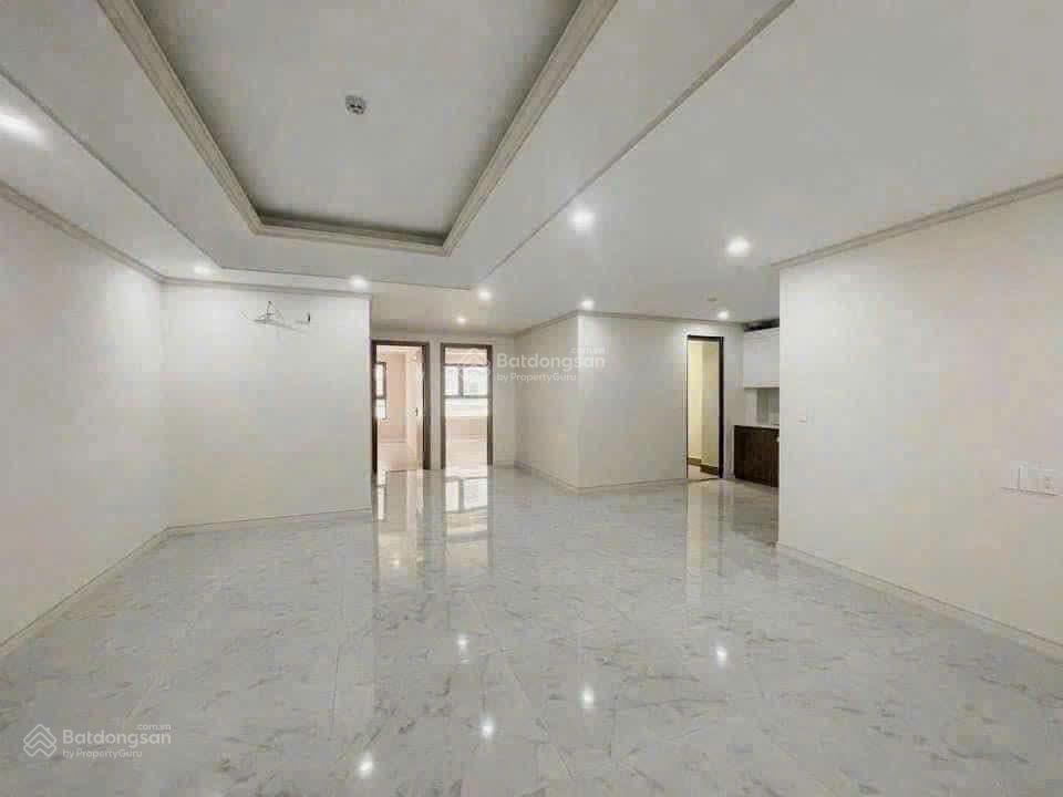 Nhà thật giá chuẩn bán gấp chủ kẹt tiền 85m2 2pn 2wc tầng trung thoáng 4tỷ2  xem 24/70988 662 ***