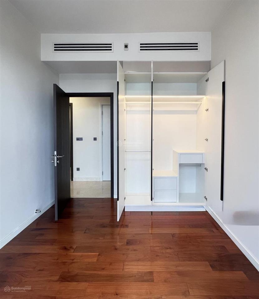 Giá siêu tốt cho thuê căn hộ 4pn
182m2| thang máy riêng q2 thảo điền, view sông|chỉ 120triệu/tháng