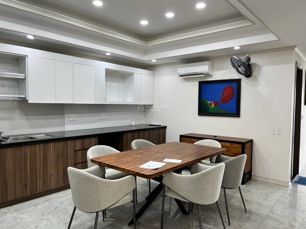 Cho thuê căn góc to nhất dự án view sông đẹp nội thất mới đầy đủ đẹp 107m2 3pn 2wc, giá 18 tr/th