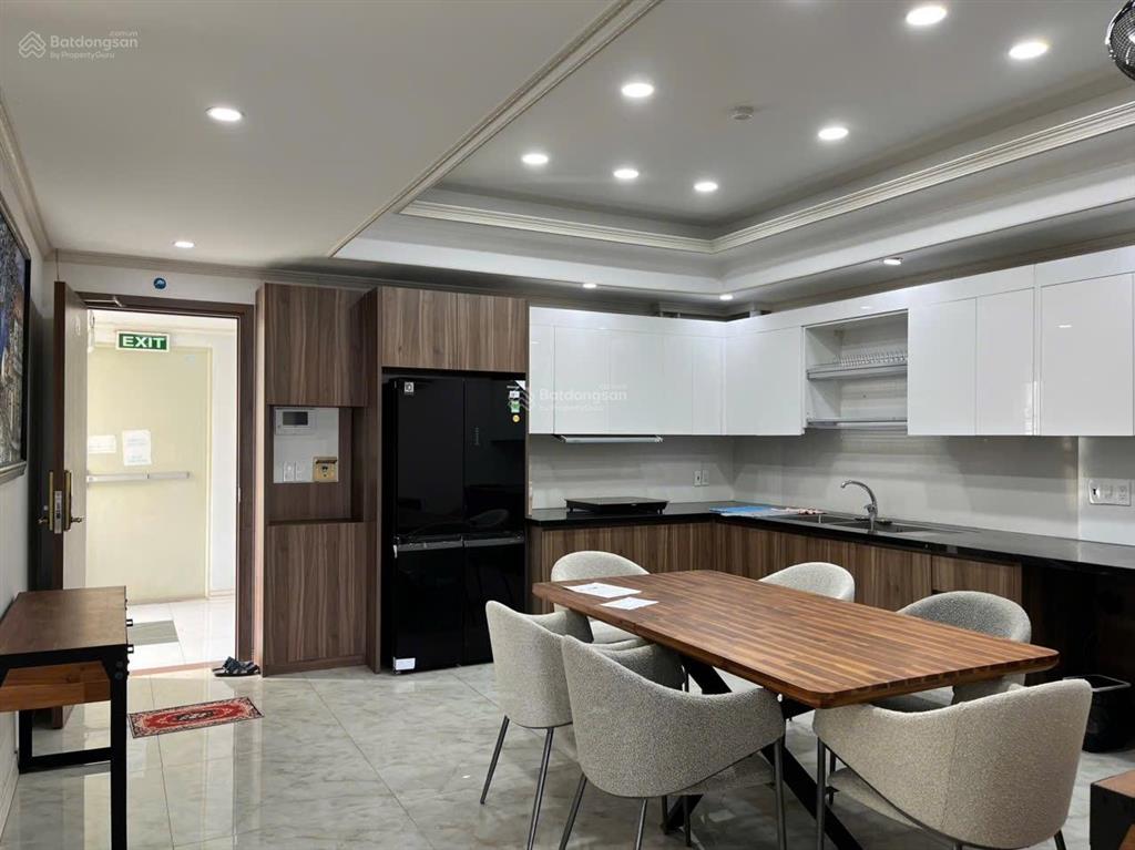 Cho thuê căn góc to nhất dự án view sông đẹp nội thất mới đầy đủ đẹp 107m2 3pn 2wc, giá 18 tr/th