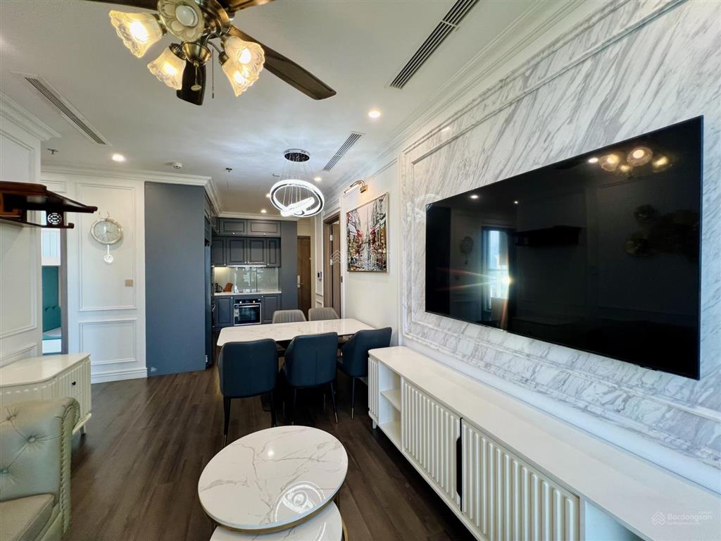 Bán cc vinhomes symphony 12,5 tỷ, 93m2 và 110m2 3pn, 2wc bc đn view biệt thự call/zalo 0915 159 ***