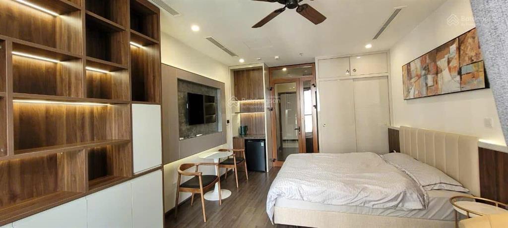 Em cần bán căn studio vinhomes symphony view đẹp s= 34m2 call/zalo 0915 159 ***