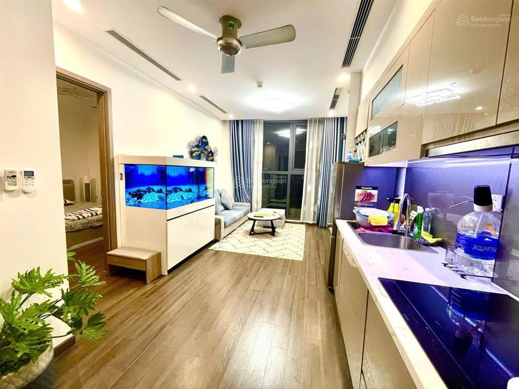 Cho thuê ch 1pn 1wc, 11 tr/th full đồ 42m2 tại vinhomes riverside hà nội call/zalo 0915 159 ***