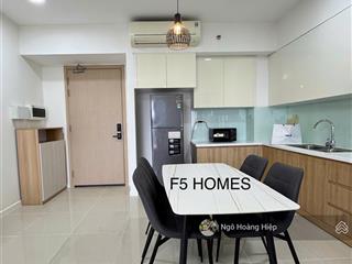 Cho thuê 2pn giá tốt tại palm heights chỉ 16,5 triệu/ tháng chưa bao gồm phí quản lý