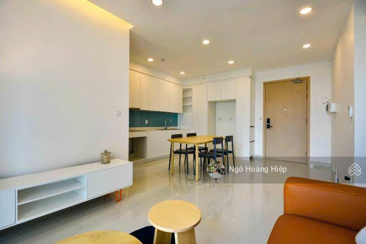 Cho thuê 2pn nhà đẹp hướng đông nam siêu mát mẻ có xuất đậu oto giá 18,5 triệu/tháng