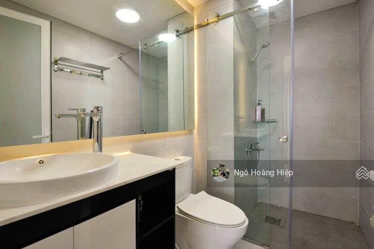 Cho thuê 2pn nhà đẹp hướng đông nam siêu mát mẻ có xuất đậu oto giá 18,5 triệu/tháng