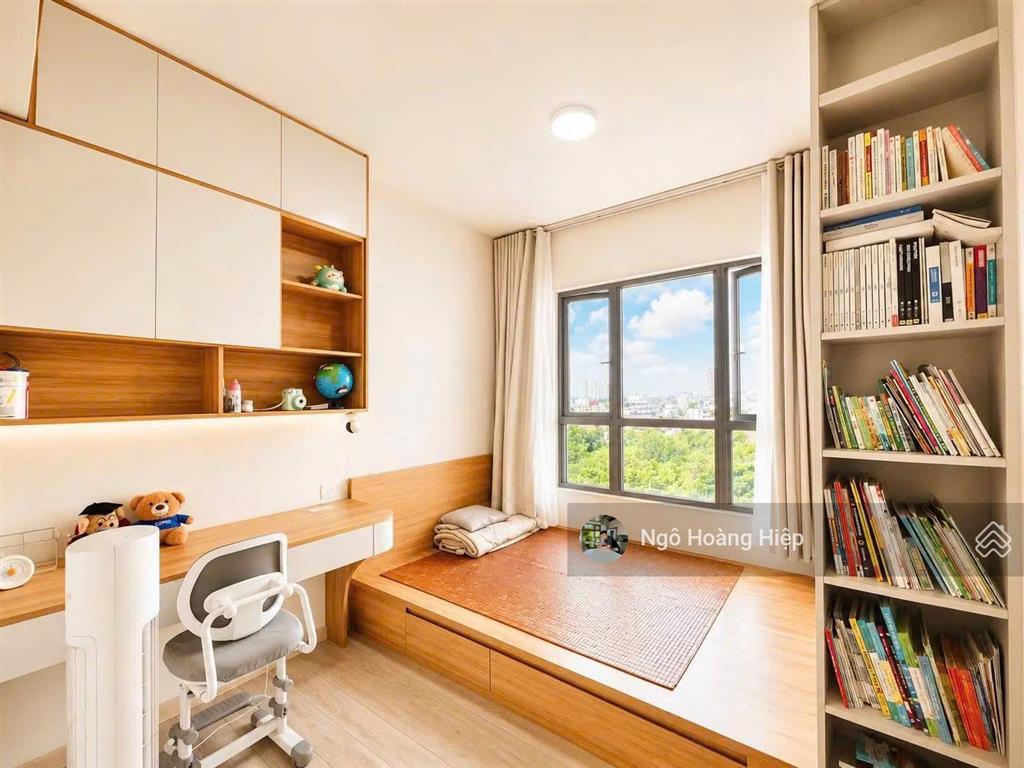 Cho thuê 3pn 121m2 giá 28 triệu/tháng đầy đủ nội thất view nội khu yên tĩnh, mát mẻ