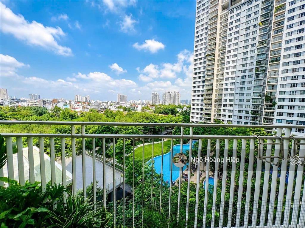 Cho thuê 3pn 121m2 giá 28 triệu/tháng đầy đủ nội thất view nội khu yên tĩnh, mát mẻ