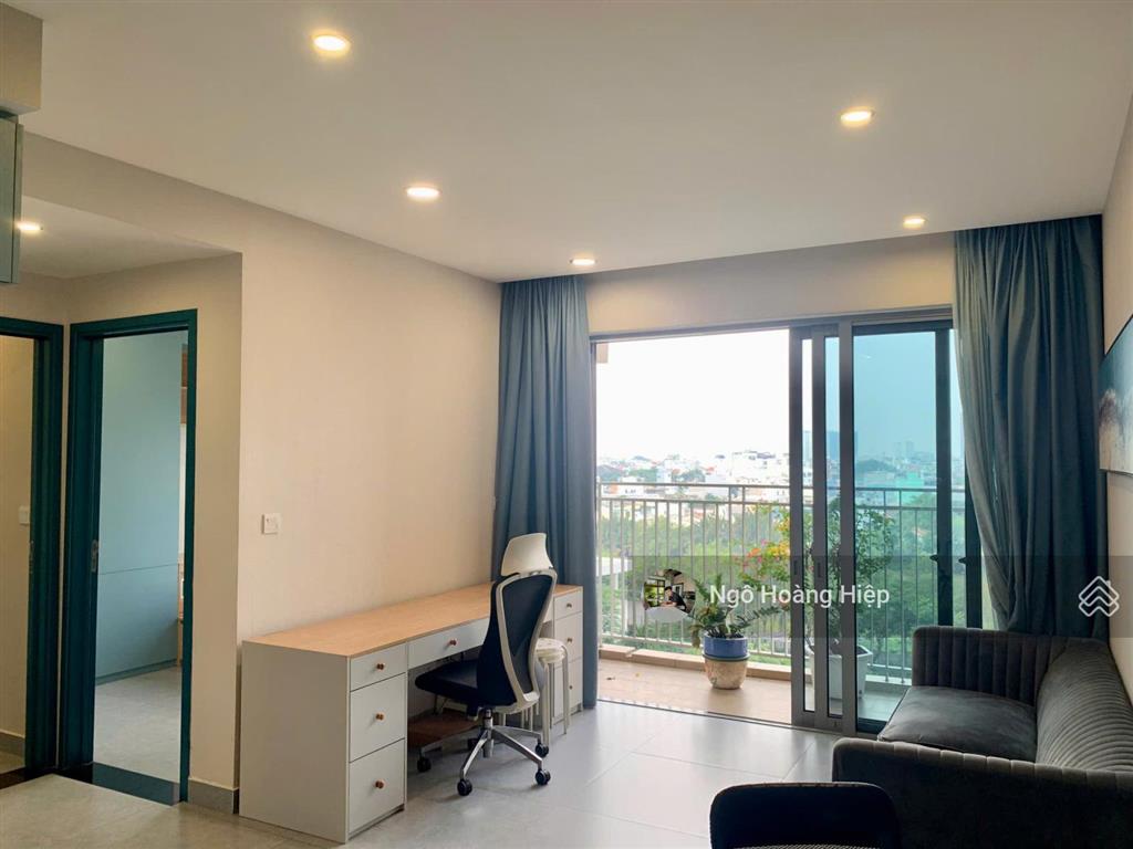 Palm heights  cho thuê 2pn view nội khu thoáng mát, giá 18 triệu/tháng chưa bao gồm phí quản lý