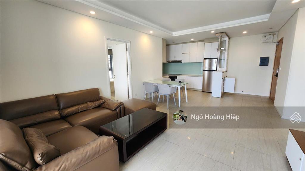 Cho thuê 2pn căn góc 96m2 siêu rộng hướng đông nam view sông sài gòn giá 27 triệu/tháng