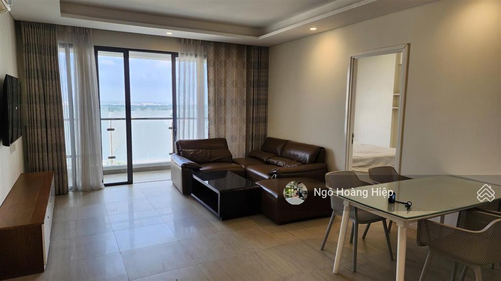 Cho thuê 2pn căn góc 96m2 siêu rộng hướng đông nam view sông sài gòn giá 27 triệu/tháng