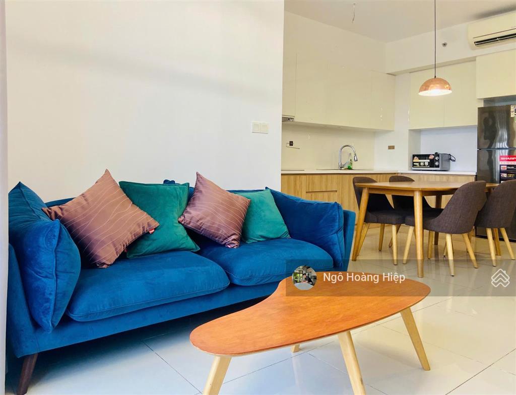 Cho thuê căn 2pn tầng cao view nội khu palm heights giá thuê 17,5 triệu/tháng chưa pql