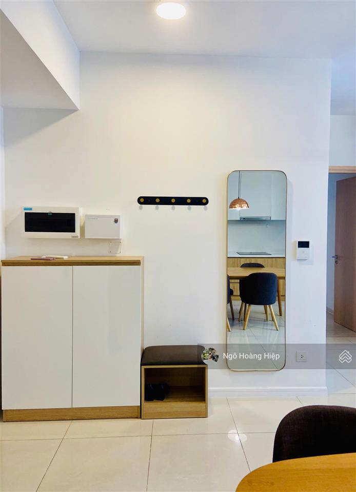 Cho thuê căn 2pn tầng cao view nội khu palm heights giá thuê 17,5 triệu/tháng chưa pql