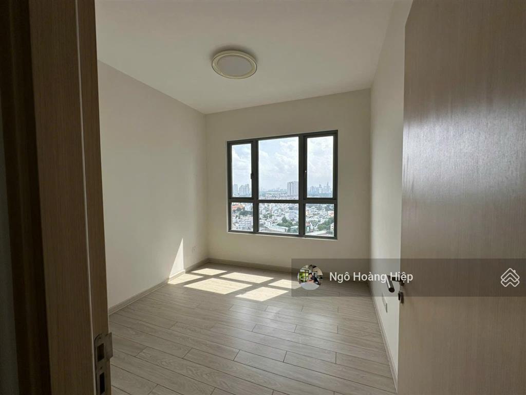 Cho thuê căn hộ 2pn nội thất cơ bản view nội khu hồ bơi palm heights giá thuê 16 triệu/tháng