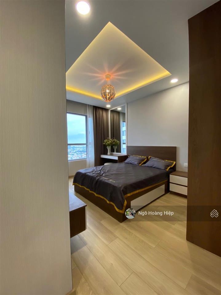 Cho thuê 2pn 80m2 đầy đủ nội thất tầng cao view nội khu giá thuê 20 triệu/tháng