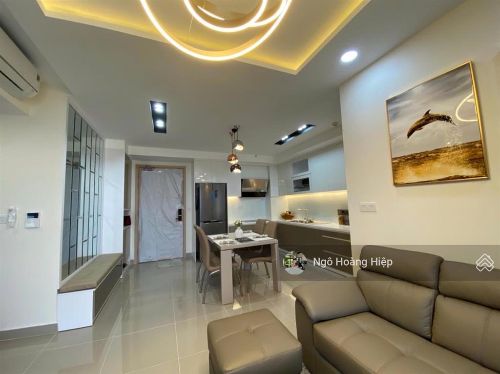 Cho thuê 2pn 80m2 đầy đủ nội thất tầng cao view nội khu giá thuê 20 triệu/tháng