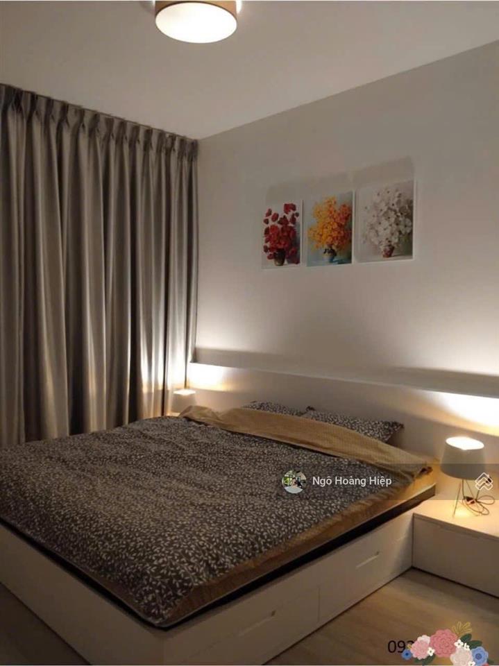 Cho thuê 2pn căn góc tầng cao giá thuê 19 triệu/tháng thương lượng chung cư palm heights