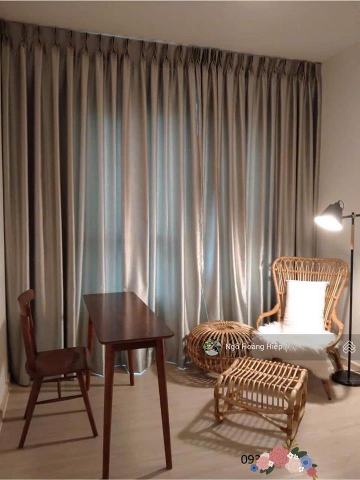 Cho thuê 2pn căn góc tầng cao giá thuê 19 triệu/tháng thương lượng chung cư palm heights