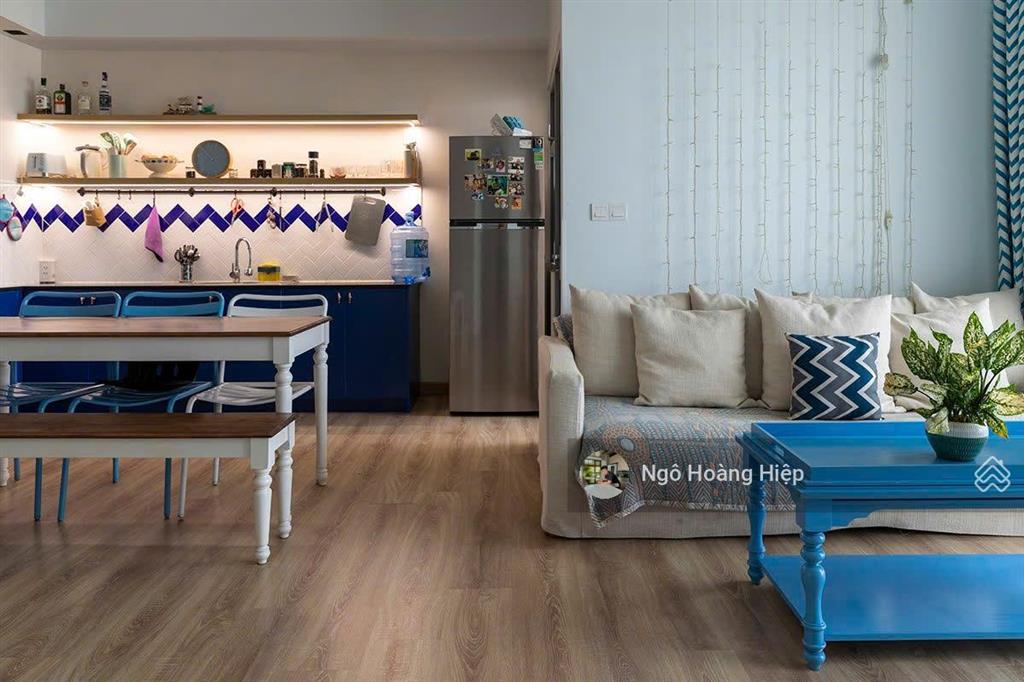 Cho thuê căn hộ 2pn 80m2 đầy đủ nội thất tầng cao view nội khu giá 18 triệu/ tháng palm heights