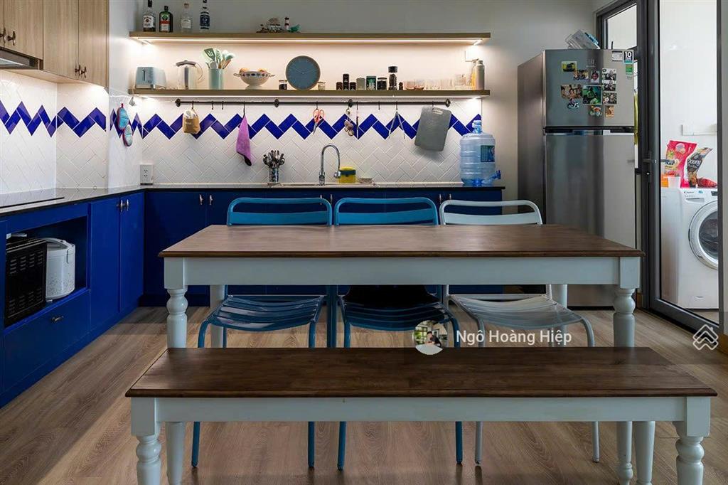 Cho thuê căn hộ 2pn 80m2 đầy đủ nội thất tầng cao view nội khu giá 18 triệu/ tháng palm heights