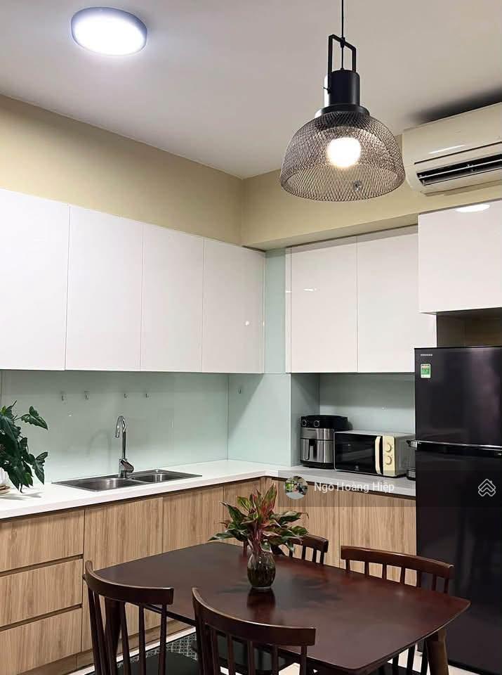 Cho thuê 2pn nhà đẹp giá tốt 17 triệu / tháng đầy đủ nội thất tại chung cư palm heights