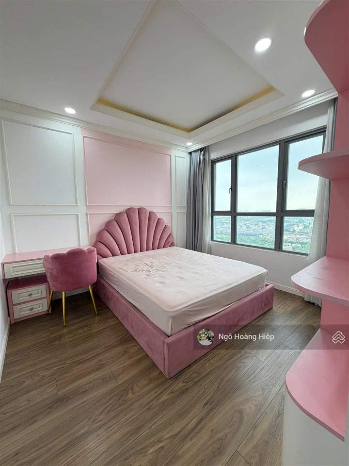 Cho thuê căn hộ sân vườn 3pn 105m2 đầy đủ nội thất giá 26 triệu/ tháng tại palm heights