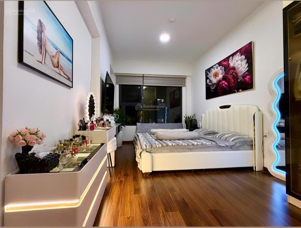 Bán căn hộ mizuki park 99m  full nội thất  sổ hồng sẵn  đang có khách thuê  giá 6,25 tỷ