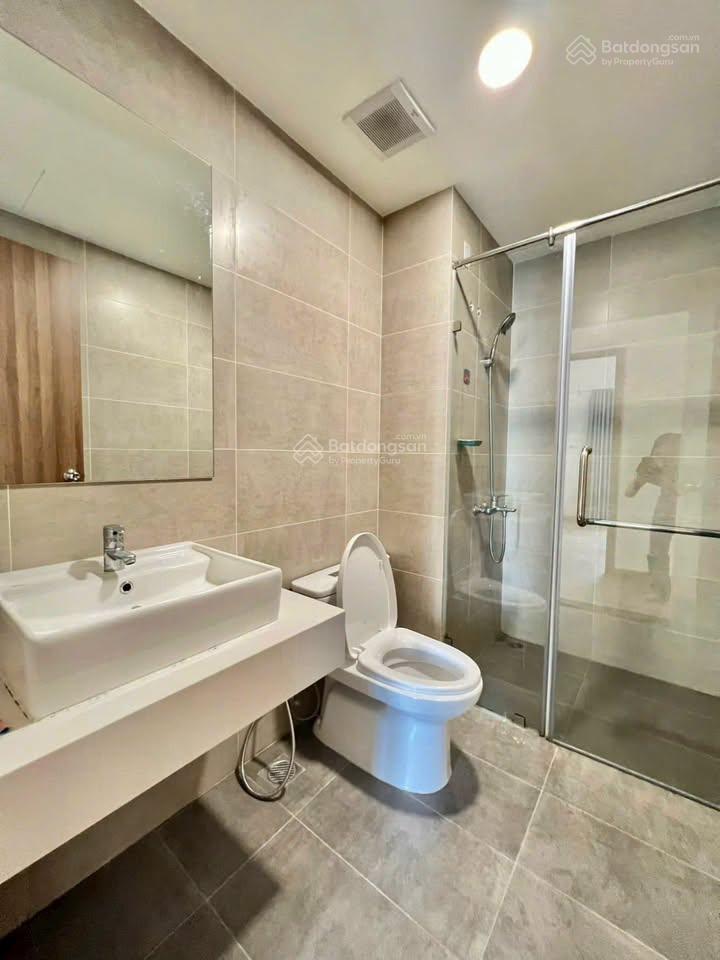 Cho thuê căn hộ akari city phase 1 56m  2pn 1wc  có rèm  giá 8,5 triệu/tháng