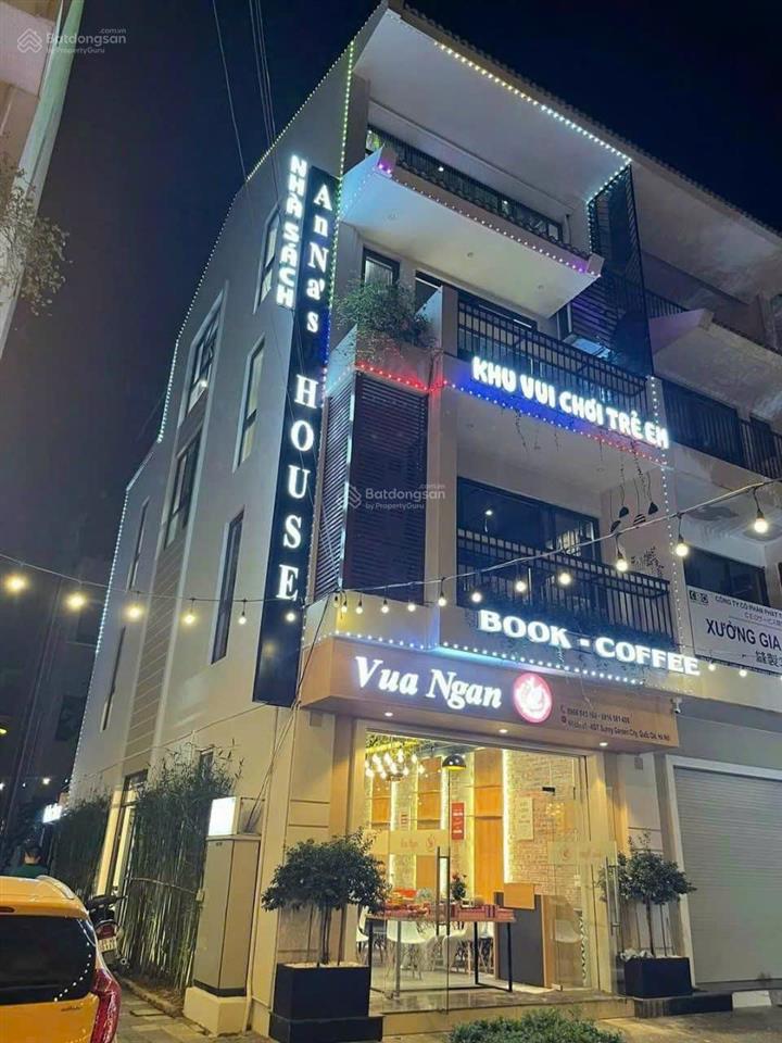 Bán 1 căn 100m2 hướng đông nam  duy nhất  đã có sổ. giá bán nhanh 18 tỷ  cả nhà + đất