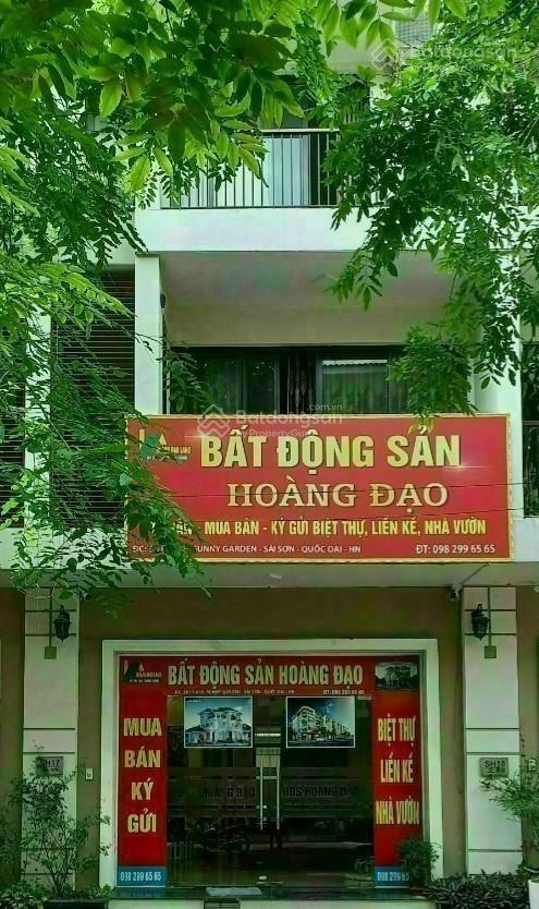 Bán 1 căn 100m2 hướng đông nam  duy nhất  đã có sổ. giá bán nhanh 18 tỷ  cả nhà + đất