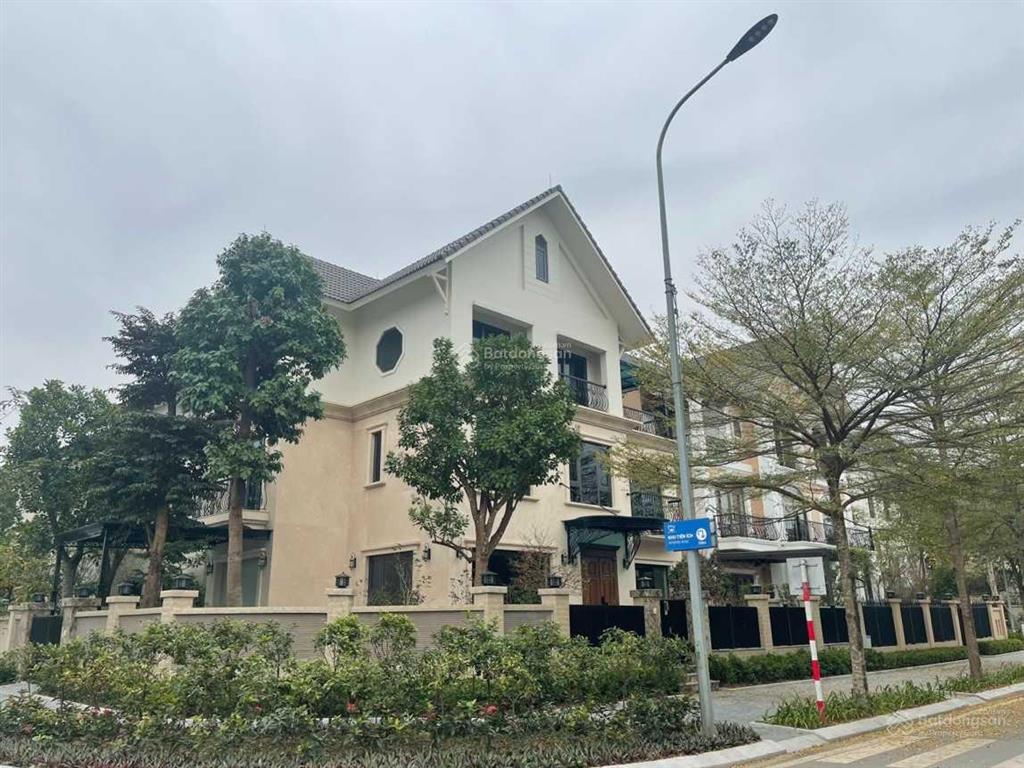 Bán căn liền kế/shophouse hoàn thiện full nội thất  rẻ như căn thô cùng dãy.  0982 996 ***
