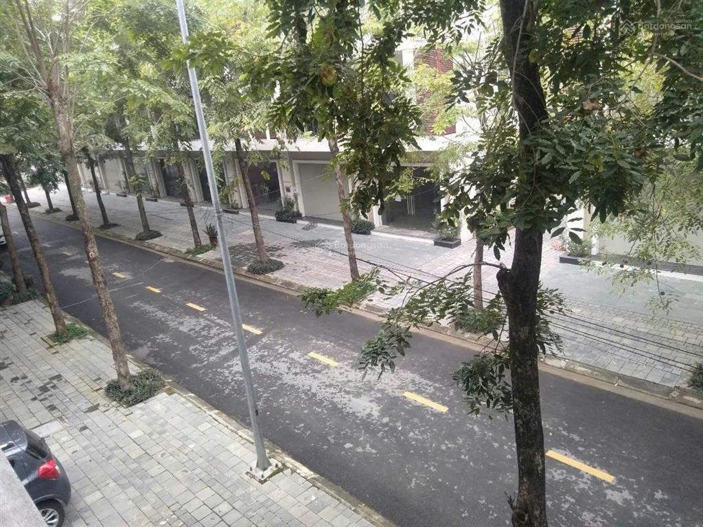 Bán căn liền kế/shophouse hoàn thiện full nội thất  rẻ như căn thô cùng dãy.  0982 996 ***