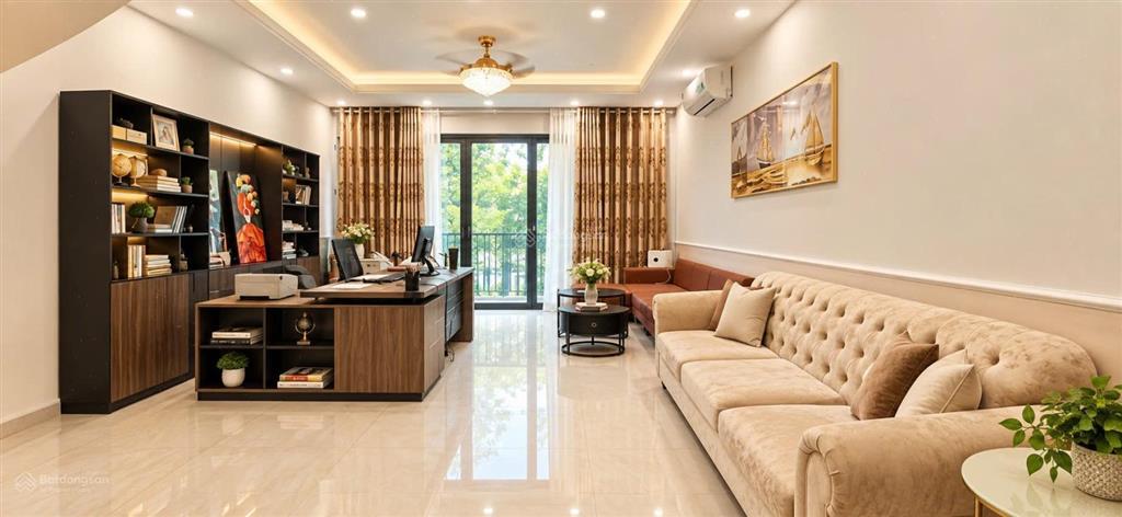 Giá bán trong 10 ngày tới vô cùng tốt  full nội thất 4 tầng   hoàng đạo 0982 996 ***