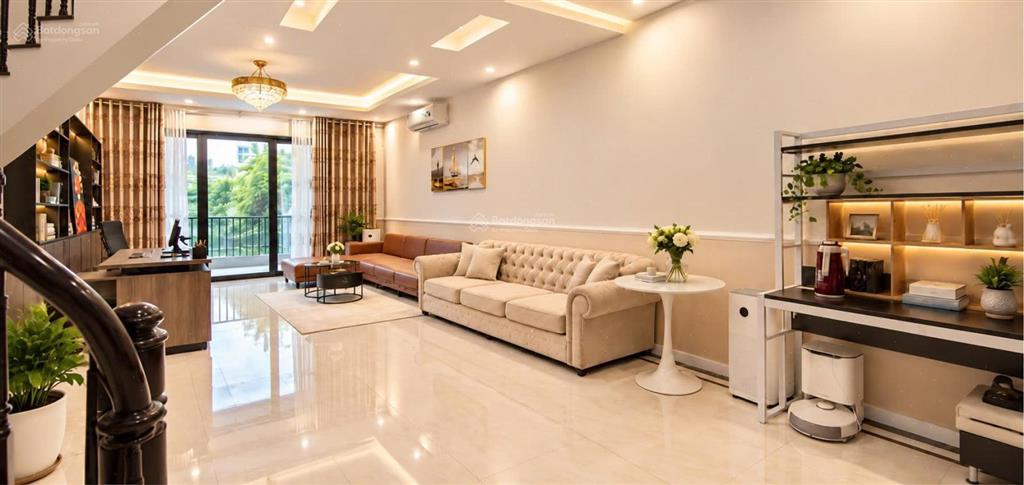 Giá bán trong 10 ngày tới vô cùng tốt  full nội thất 4 tầng   hoàng đạo 0982 996 ***