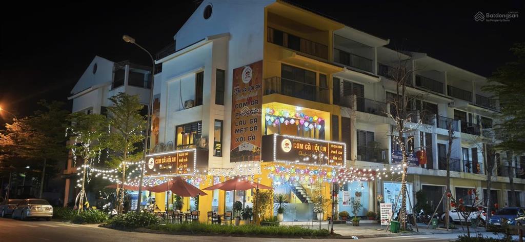 Giá bán trong 10 ngày tới vô cùng tốt  full nội thất 4 tầng   hoàng đạo 0982 996 ***