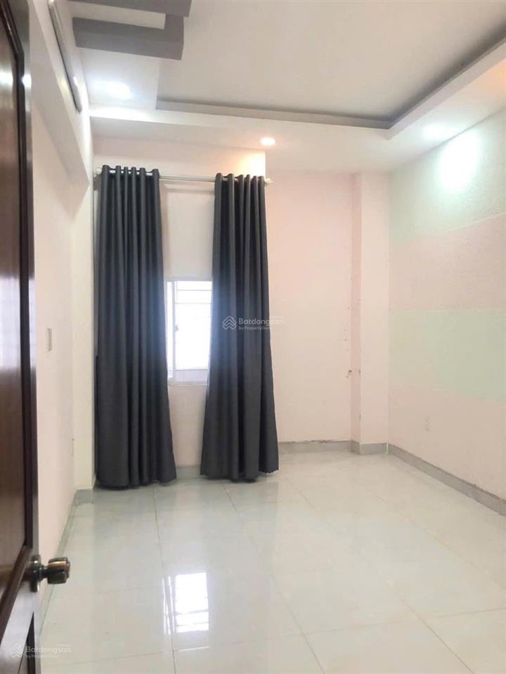 Bán nhà 137a mặt tiền âu cơ, p14, q11 giáp q10 xây 1 trệt 4 lầu (6pn). pháp lý chuẩn, sẵn sổ