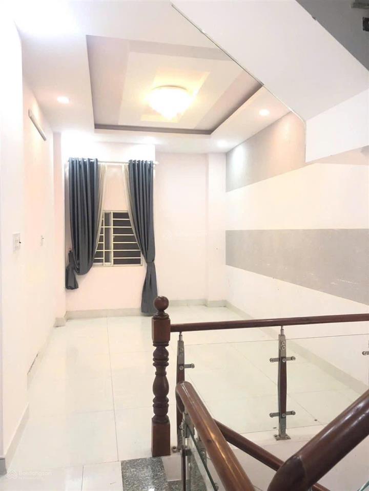 Bán nhà 137a mặt tiền âu cơ, p14, q11 giáp q10 xây 1 trệt 4 lầu (6pn). pháp lý chuẩn, sẵn sổ