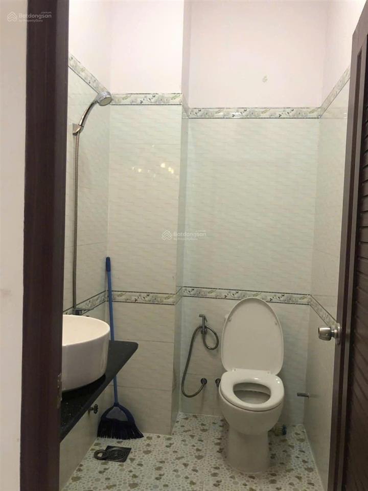 Bán nhà 137a mặt tiền âu cơ, p14, q11 giáp q10 xây 1 trệt 4 lầu (6pn). pháp lý chuẩn, sẵn sổ