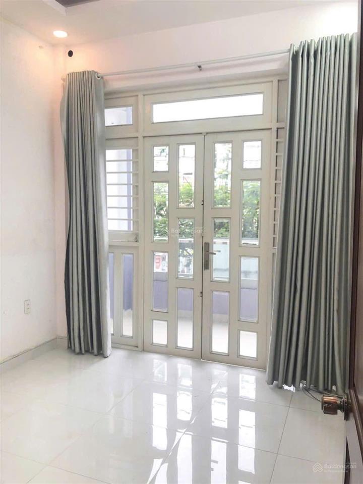 Bán nhà 137a mặt tiền âu cơ, p14, q11 giáp q10 xây 1 trệt 4 lầu (6pn). pháp lý chuẩn, sẵn sổ