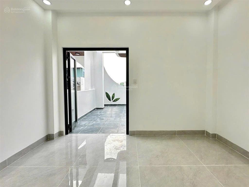 Nhà mới hẻm xe hơi 213/ lê đình cẩn, 4x15.3m, cách chợ vài chục mét, tặng toàn bộ nội thất
