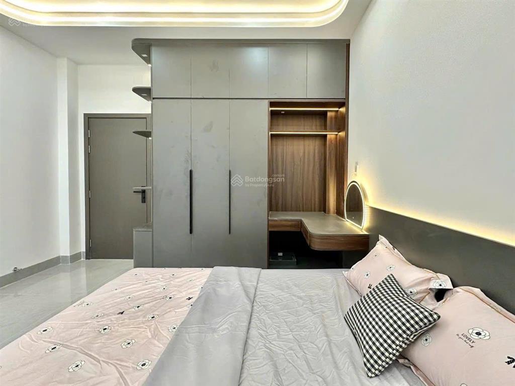 Nhà mới hẻm xe hơi 213/ lê đình cẩn, 4x15.3m, cách chợ vài chục mét, tặng toàn bộ nội thất