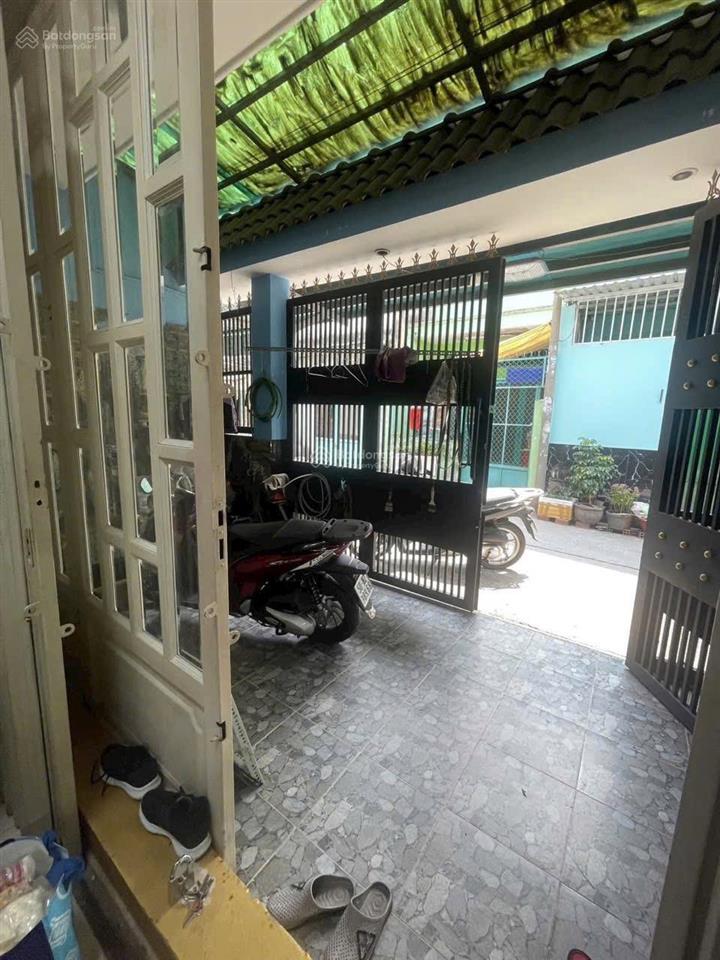 Nhà hẻm xe hơi liên khu 10  11, 6.8x20m nở hậu, thông ra phan anh  tân hoà đông giáp tân phú