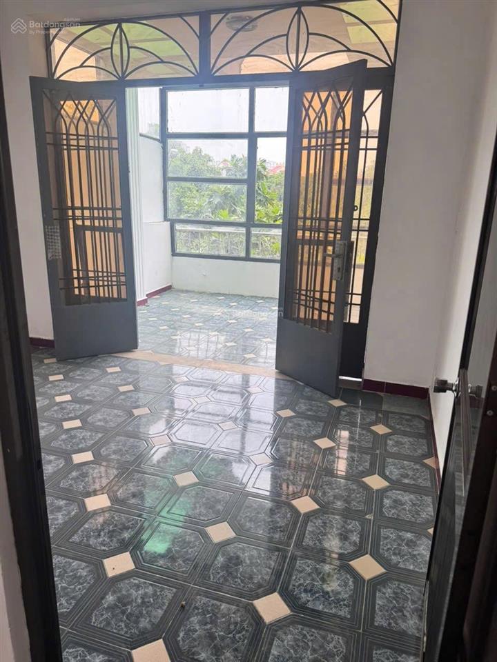Cho thuê nguyên căn nhà khu nam hùng vương 4x20m gần lê cơ và kinh dương vương, võ văn kiệt