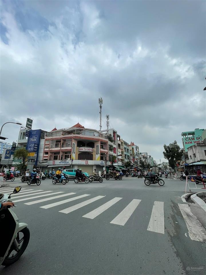 Cho thuê nhà nguyên căn mặt tiền kinh doanh đặng nguyên cẩn 4x12m gần ngã tư bà hom
