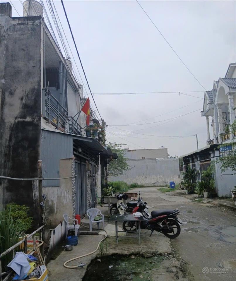 Bán nhà riêng tại 24/ xuân thới đông1, hóc môn, 1,3 tỷ, 26,5m2  hot!